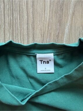 TNA Aritzia Women's Short Sleeve Crew Tee